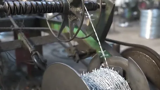 Filo spinato zincato a caldo/filo spinato rivestito in PVC per recinzione